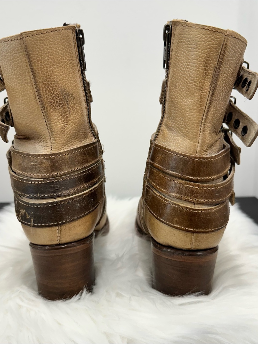 🦅 FREEBIRD BY STEVEN CLOVER Buckle Ankle Boots SZ 7 Tan - Picture 11 of 13